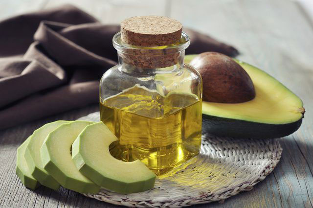 ماسک لیفت صورت آوکادو وروغن زیتون 